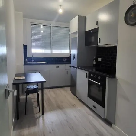 Mon Soleil Apartment *